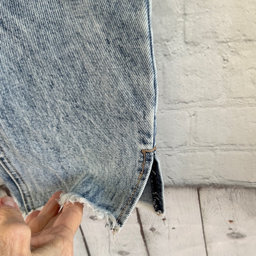 KanCan Light Wash Distressed Ripped Jeans - Picture 5 of 10